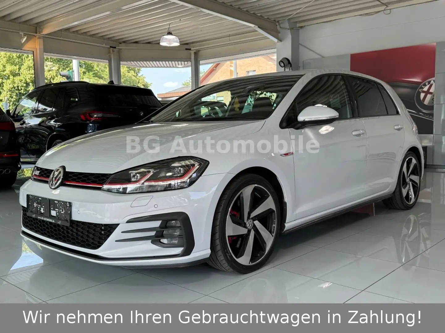 Volkswagen Golf VII Lim. GTI BMT*Digital*Automatik*Carplay* Wit - 1