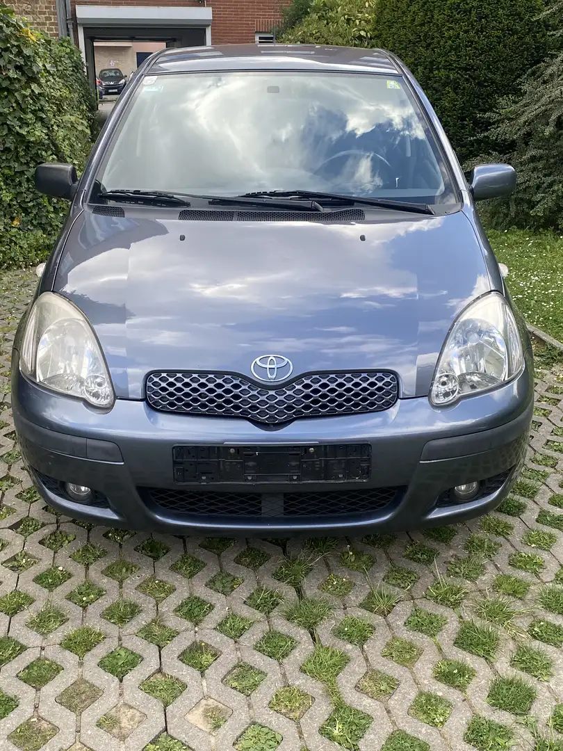 Toyota Yaris 1.0i VVT-i 16v Linea Luna - 2
