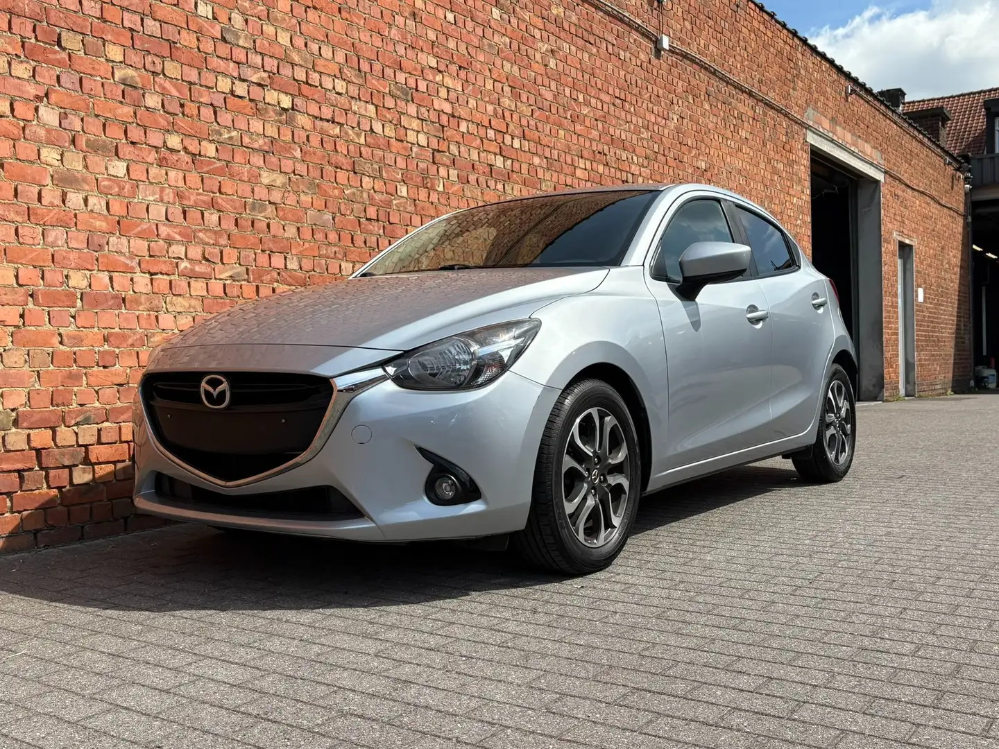Mazda 2 2 SKYACTIV-G 90 Ginza Argent - 1