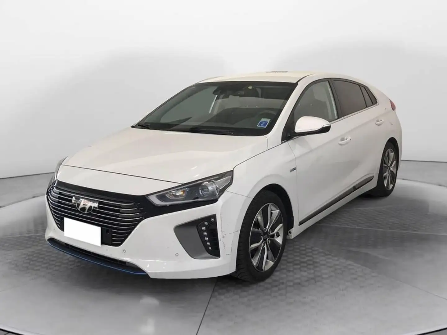 Hyundai IONIQ 1.6 hybrid Comfort Plus Pack 6dct my19 Bianco - 1