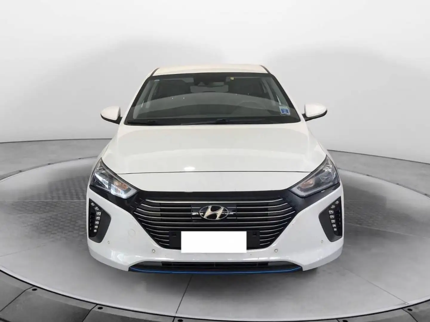 Hyundai IONIQ 1.6 hybrid Comfort Plus Pack 6dct my19 Bianco - 2