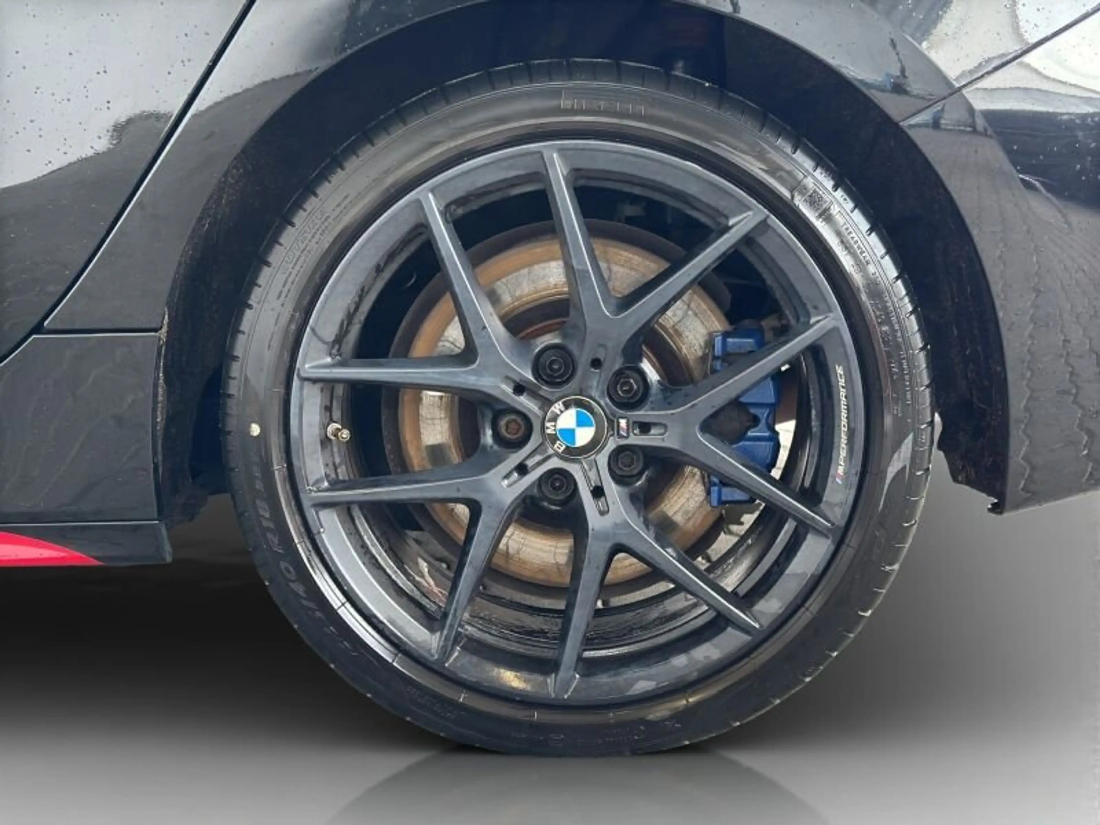 BMW 135 Mi xDrive — photo 11