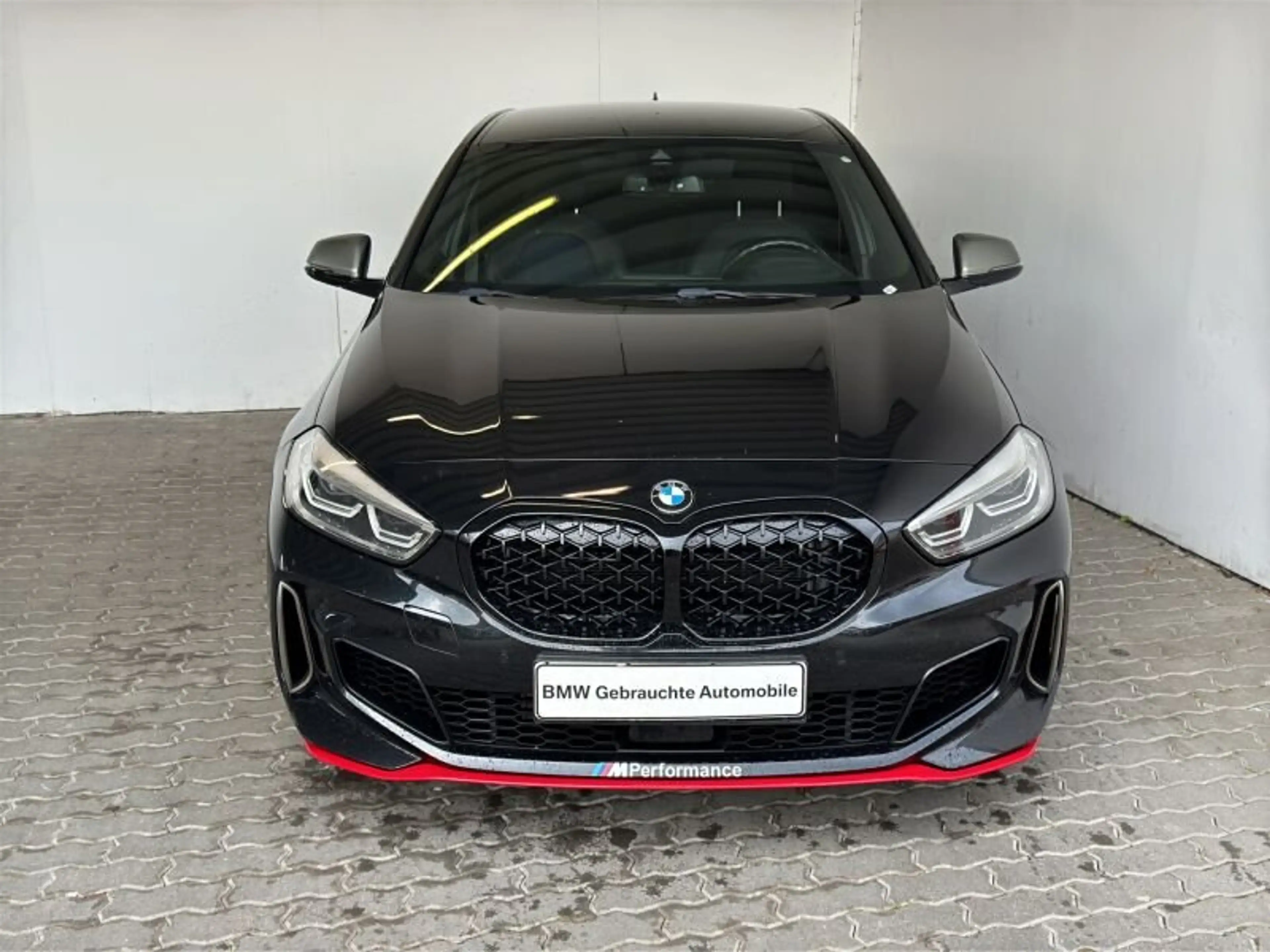 BMW 135 Mi xDrive — photo 3