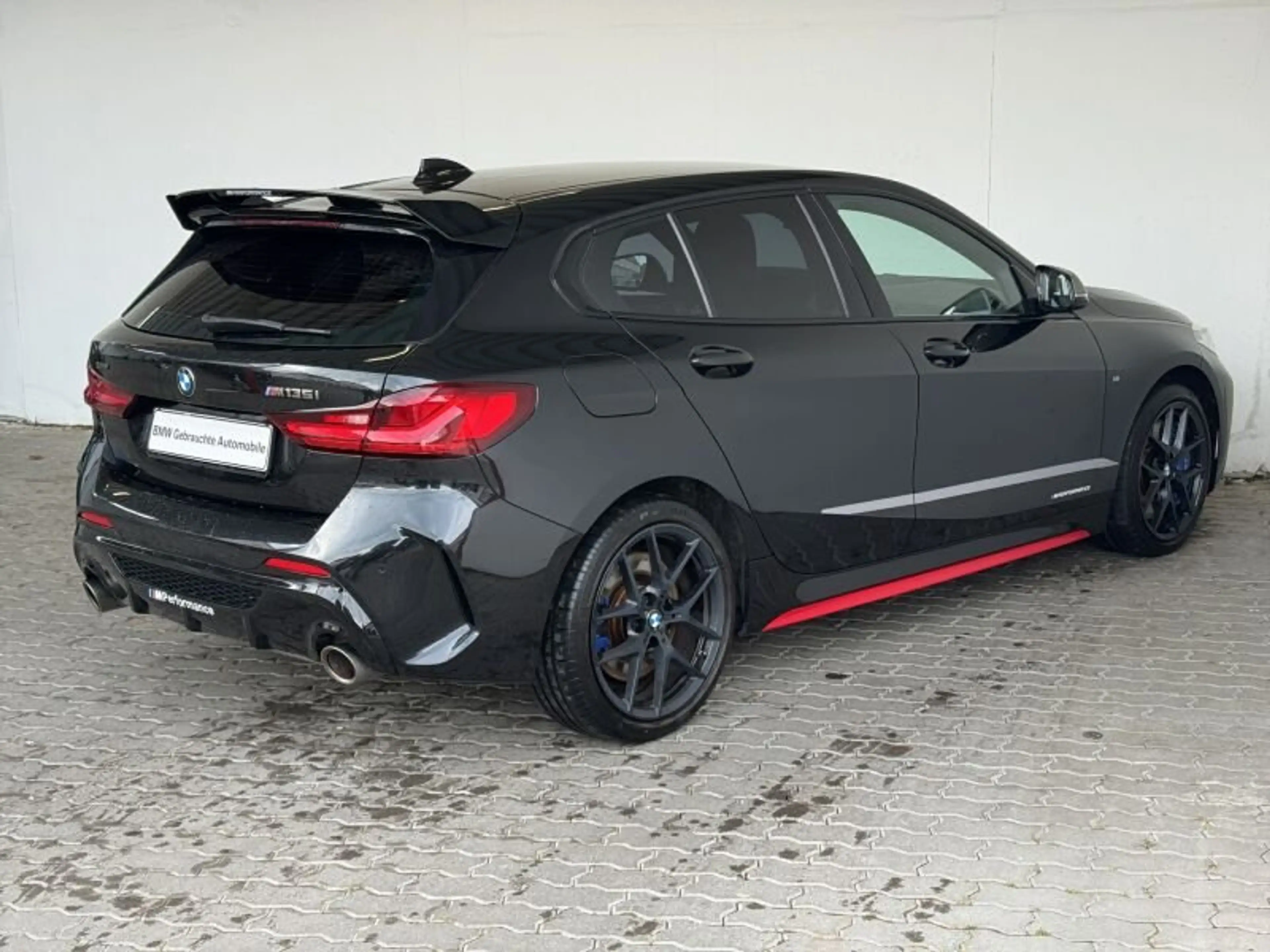 BMW 135 Mi xDrive — photo 5
