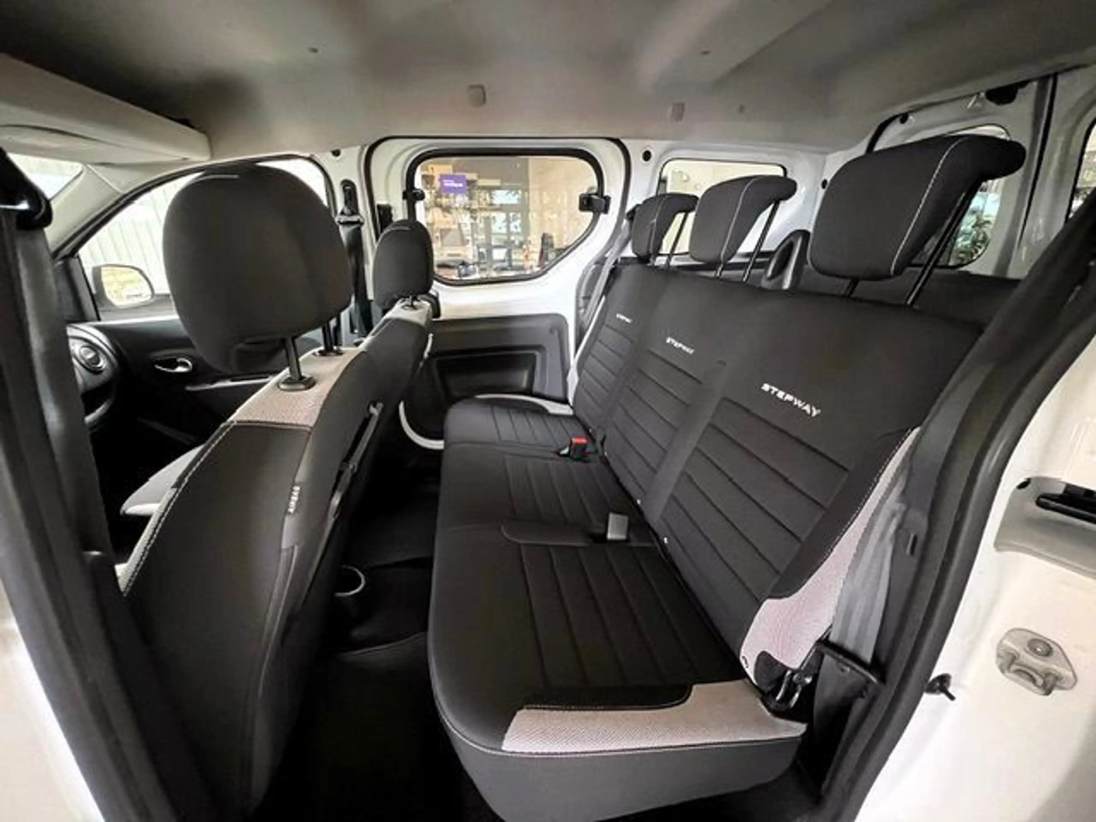 Dacia Dokker Stepway,AHK,SHz,Klima,Tempom,PDC,USB — photo 11