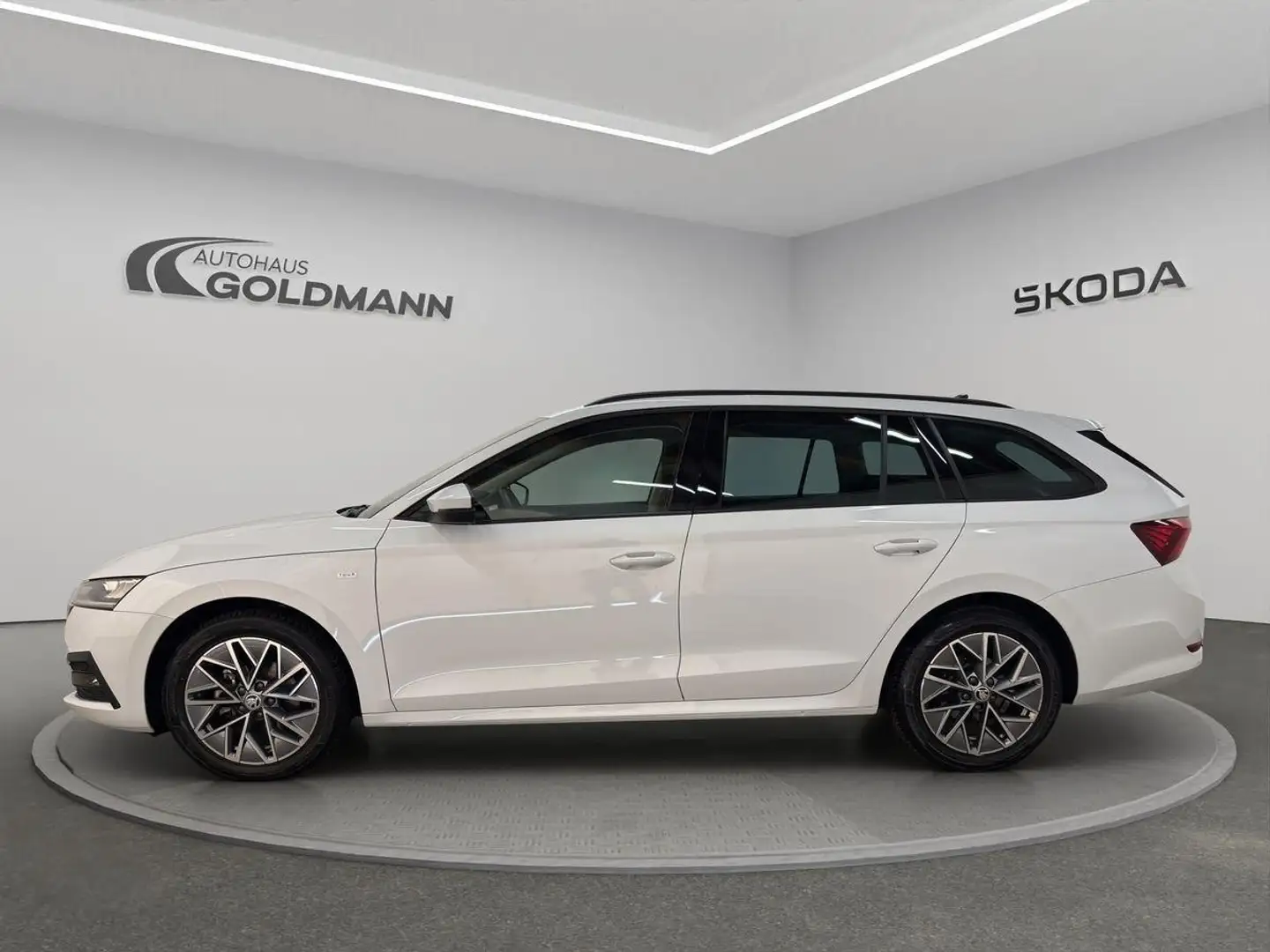 Skoda Octavia Combi Tour 1.5 TSI Weiß - 2