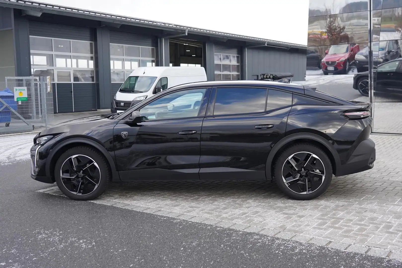 Peugeot 408 Puretech 1.2 GT AT NAVI LED Kamera Schwarz - 2