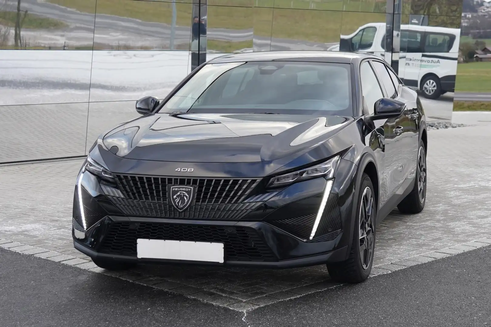 Peugeot 408 Puretech 1.2 GT AT NAVI LED Kamera Schwarz - 1