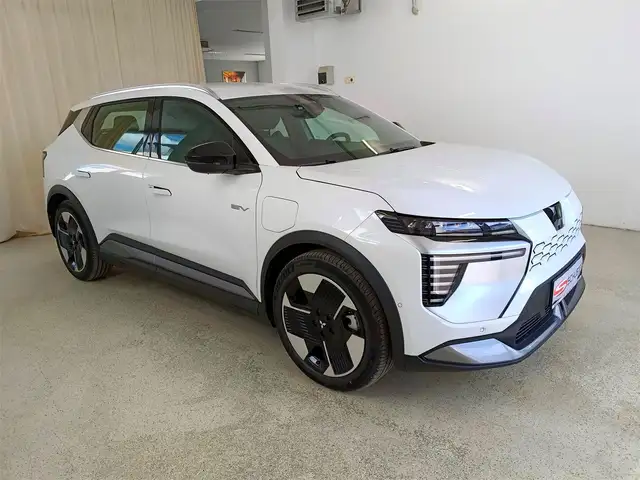 Mitsubishi Eclipse Cross BEV Invite Long Range