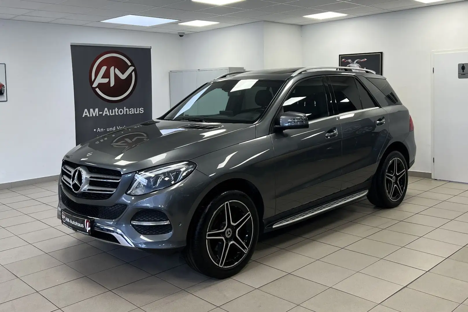 Mercedes-Benz GLE 350 GLE350d 4Matic *GlasSD*StdHzg*AHK*Kamera*Leder Gris - 2