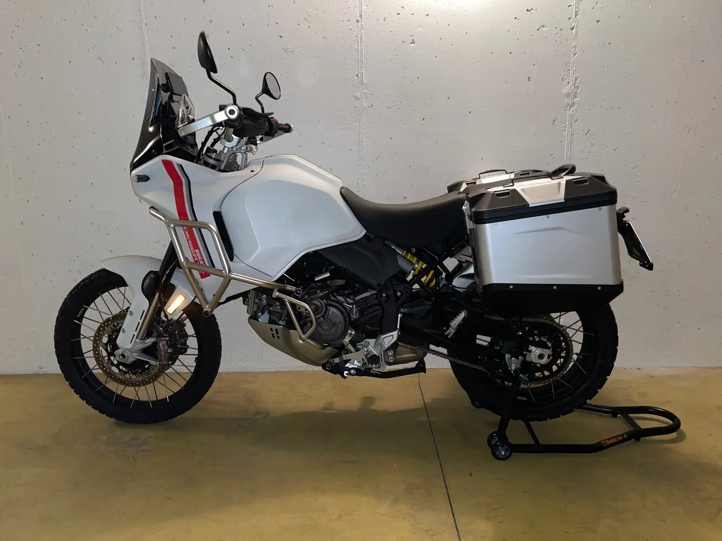 Ducati DesertX Fehér - 1