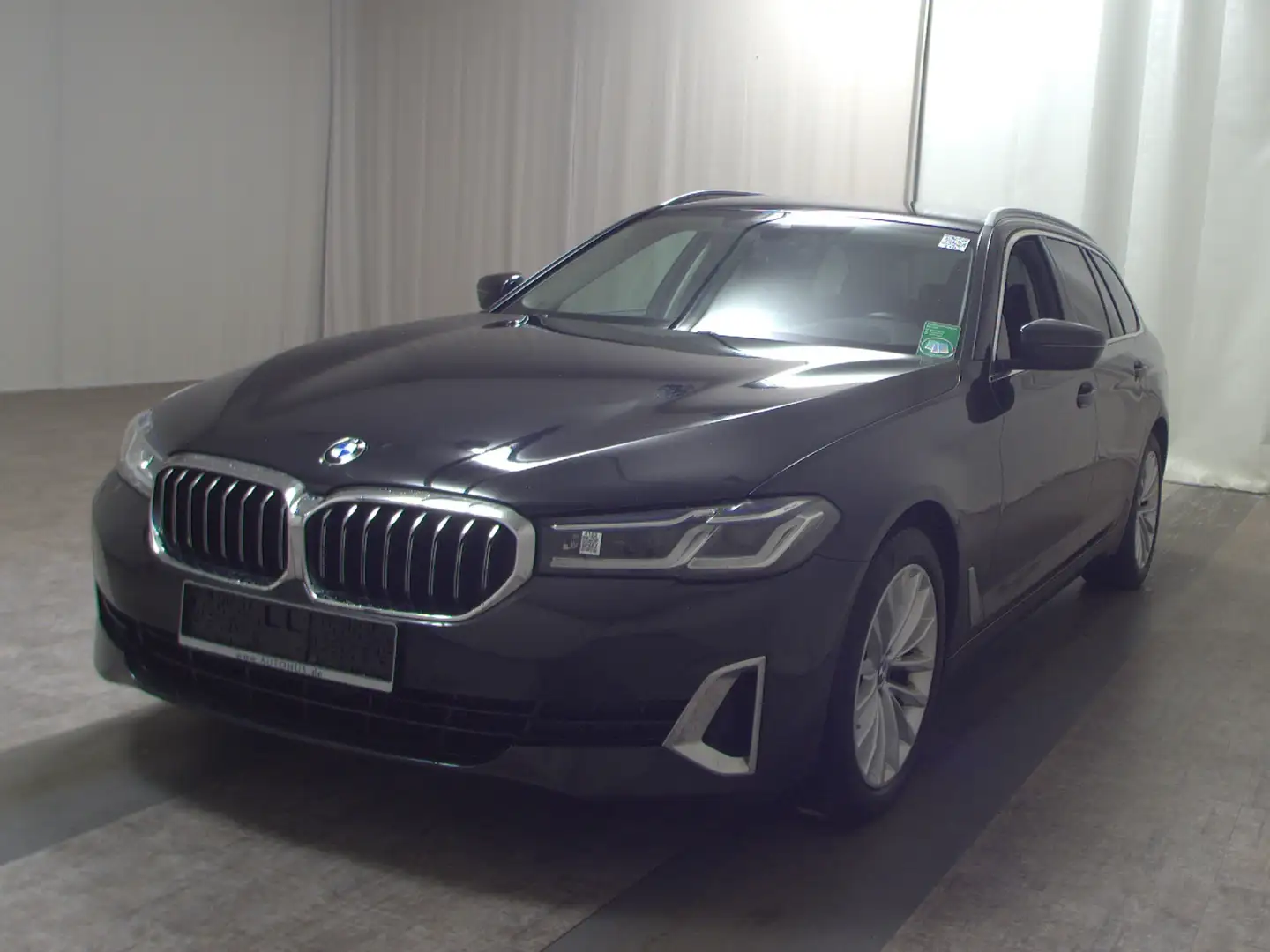 BMW 520 dA Touring Luxury-Line Laser LC Prof HuD HiFi Schwarz - 2