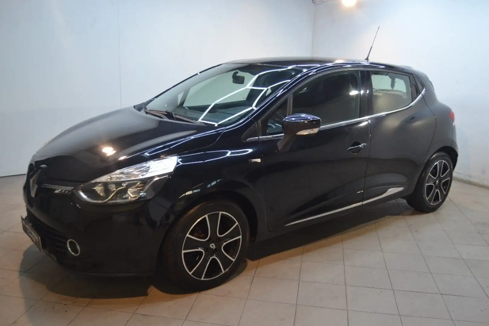 Renault Clio dCi 8V 90CV Start&Stop 82gr 5 porte Energy EcoBusi Schwarz - 1
