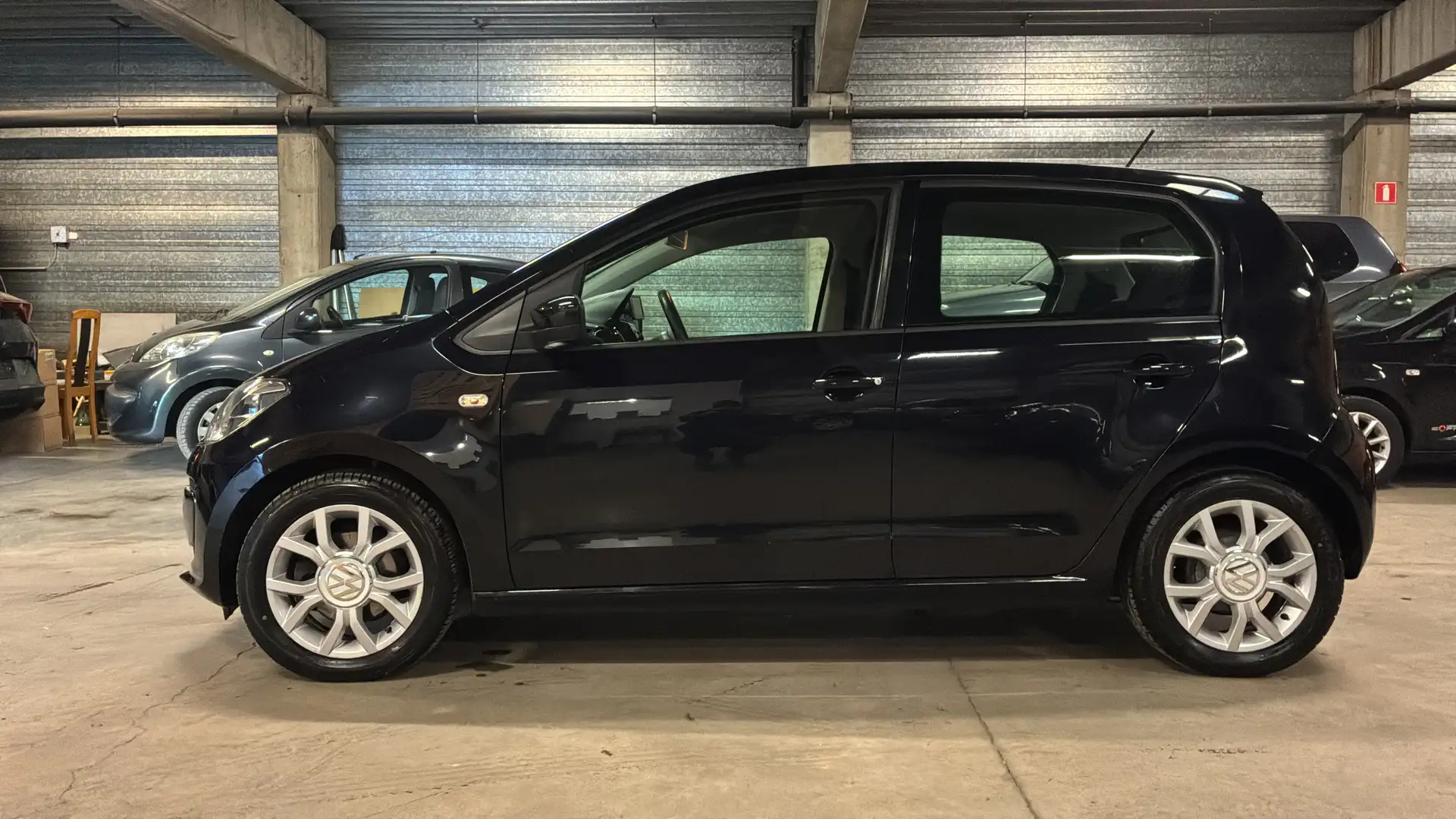 Volkswagen up! ✅ up! black up! Zwart - 2