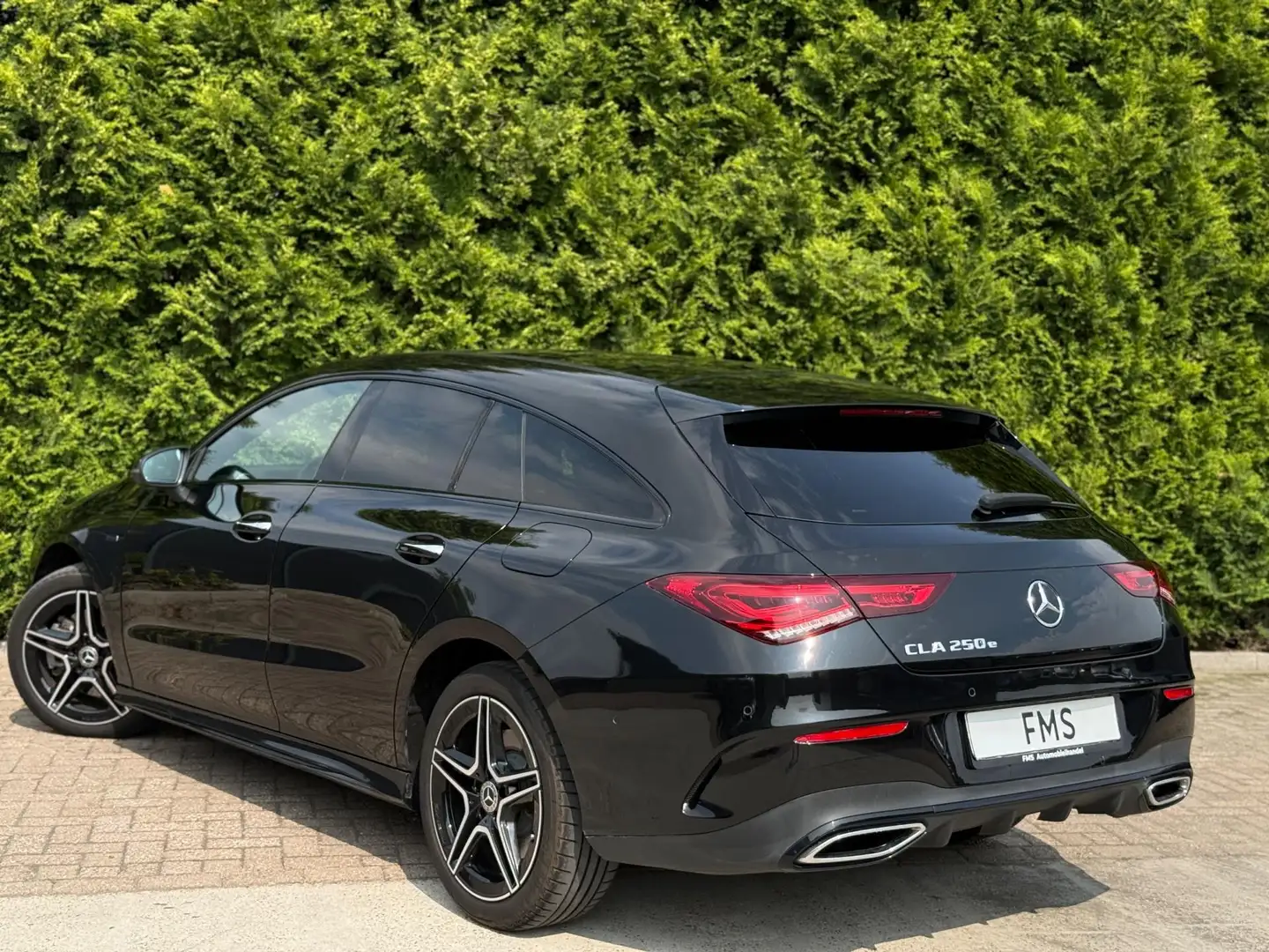 Mercedes-Benz CLA 250 250e Shooting Brake AMG Pakket Camera CarPlay Nero - 2
