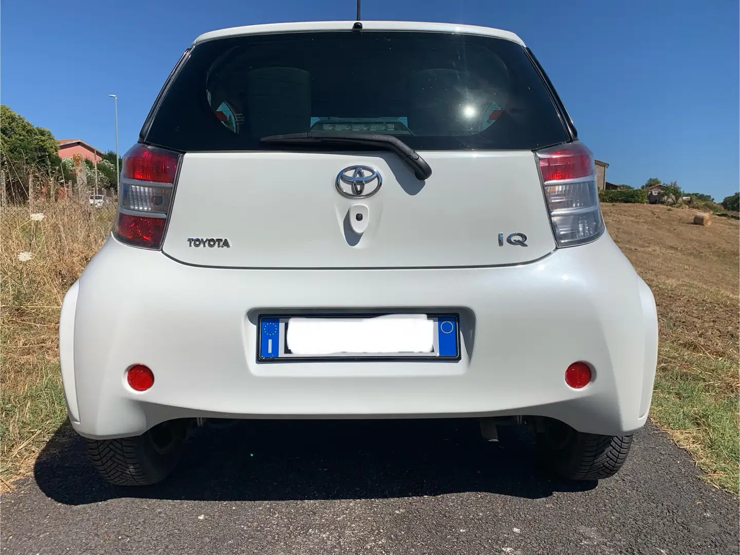 Toyota iQ iQ+1.0+cvt+(multidrive)+E5 Alb - 2