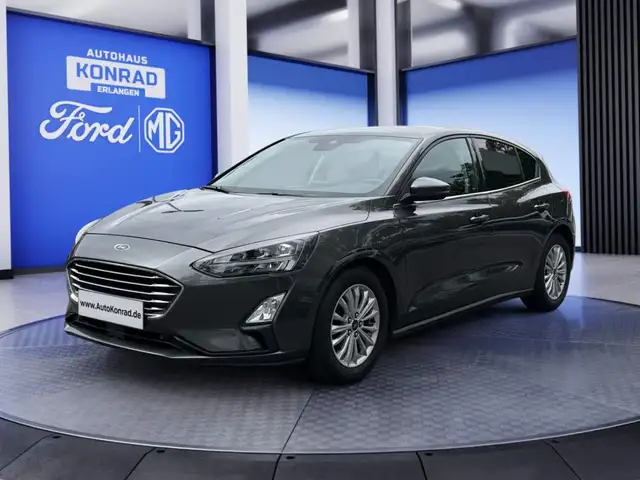 Ford Focus main image