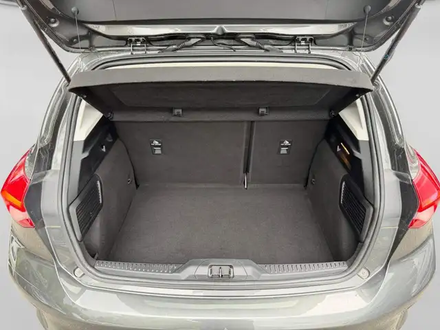 Ford Focus view 7