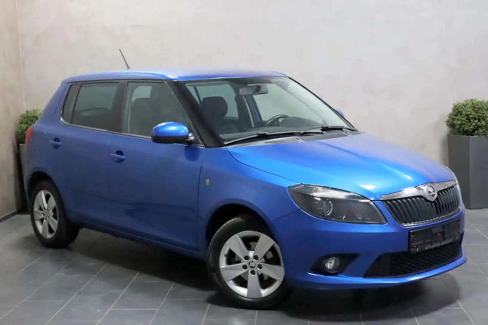 Skoda Fabia Sitzheizung Einparkhilfe Scheckheftgepfleg Blauw - 2