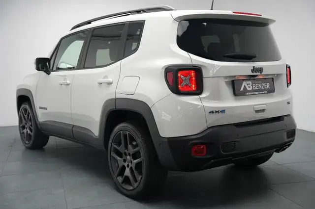 Jeep Renegade view 7