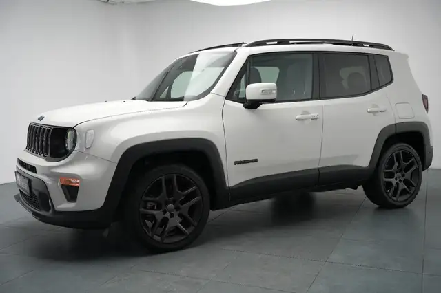 Jeep Renegade view 6