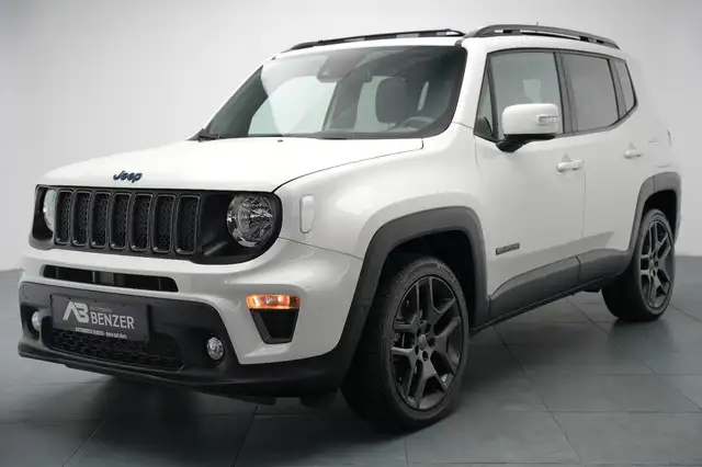 Jeep Renegade view 4
