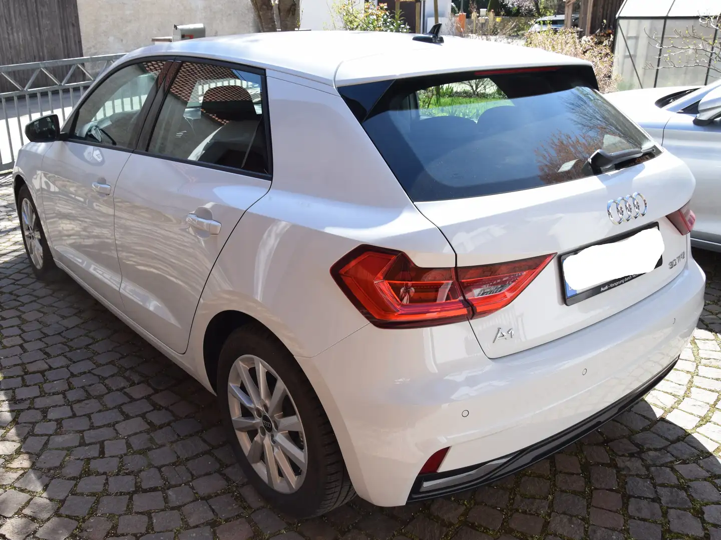 Audi A1 A1 30 TFSI S tronic advanced Sportback TOP ! WA Weiß - 2
