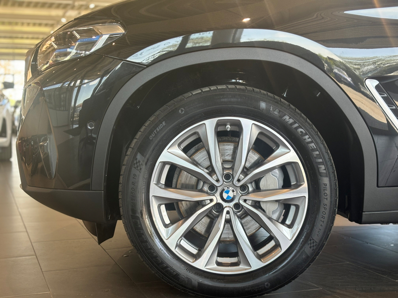 BMW X4 xDrive30d AT Innovationsp. Sport Aut. EDC — photo 5