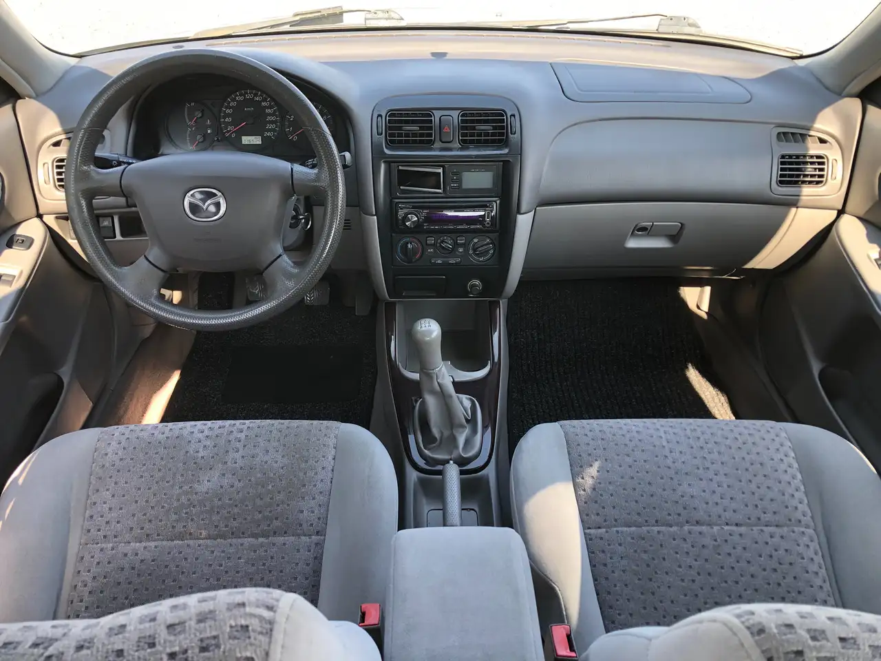 Mazda 626 1.9 Comfort*AHK*Klima*Einparkhilfe*3.Hand*, foto 11