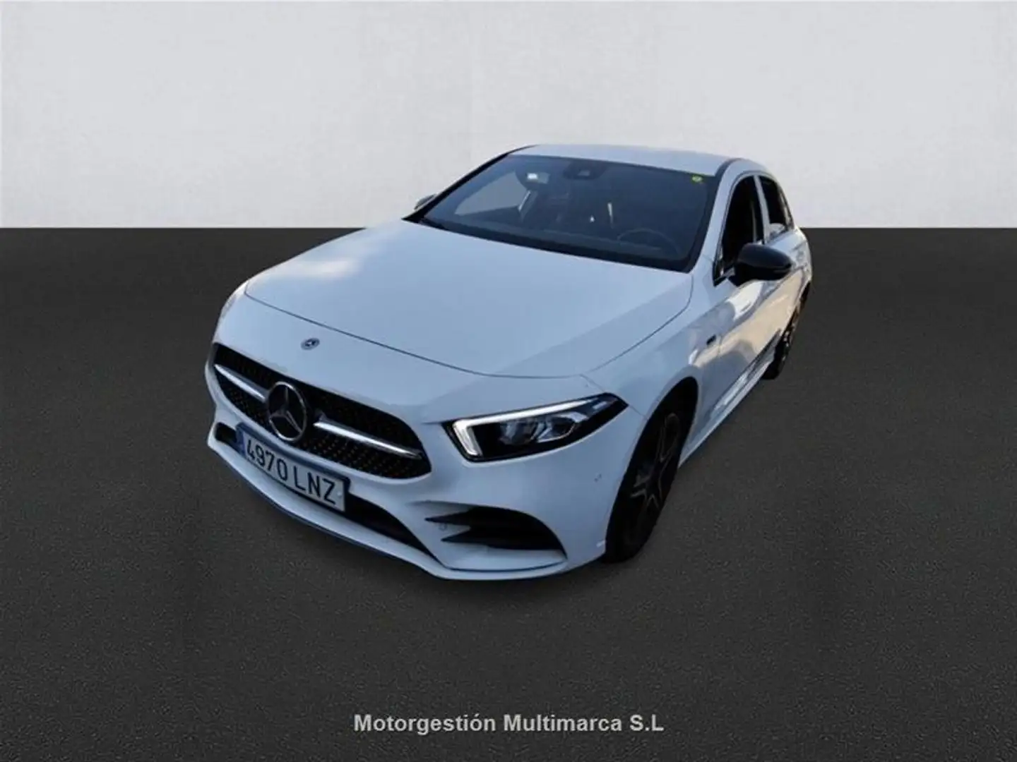 Mercedes-Benz A 250 -CLASS e - 2