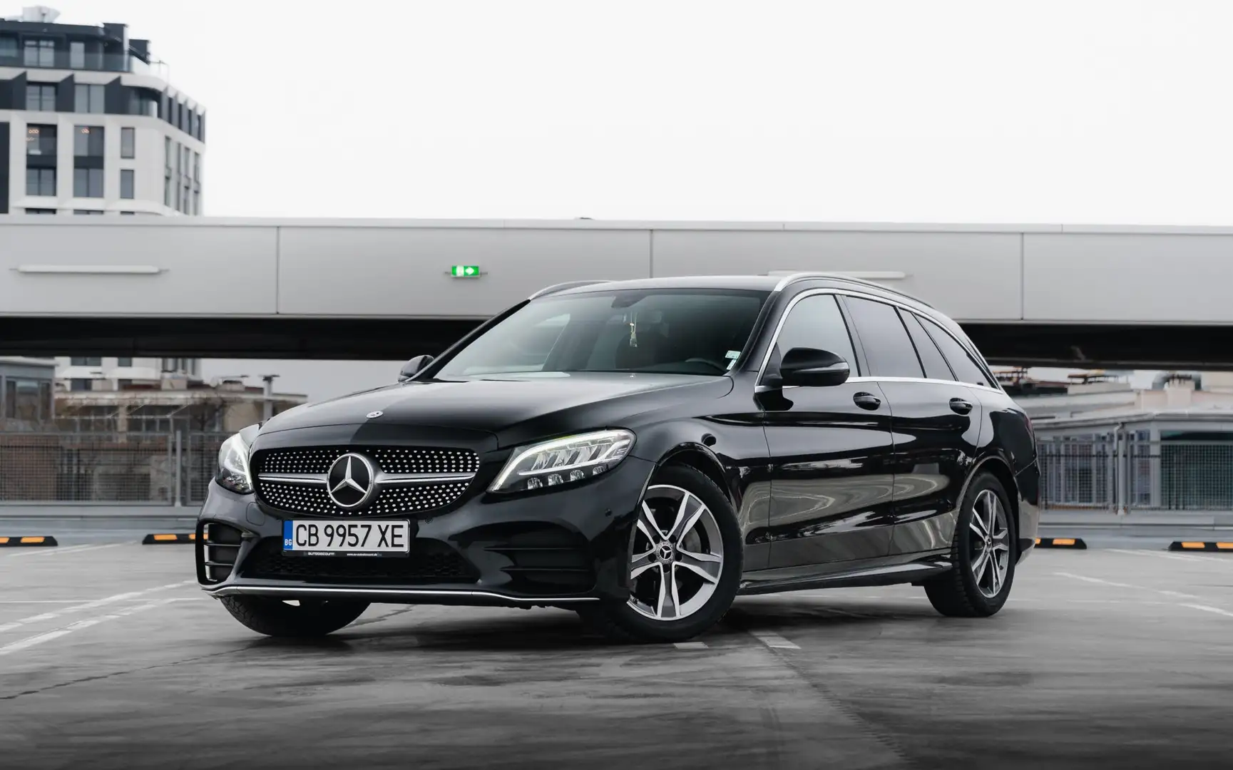Mercedes-Benz C 200 d T 9G-TRONIC AMG Line Brown Leather 1 of 1 - 1