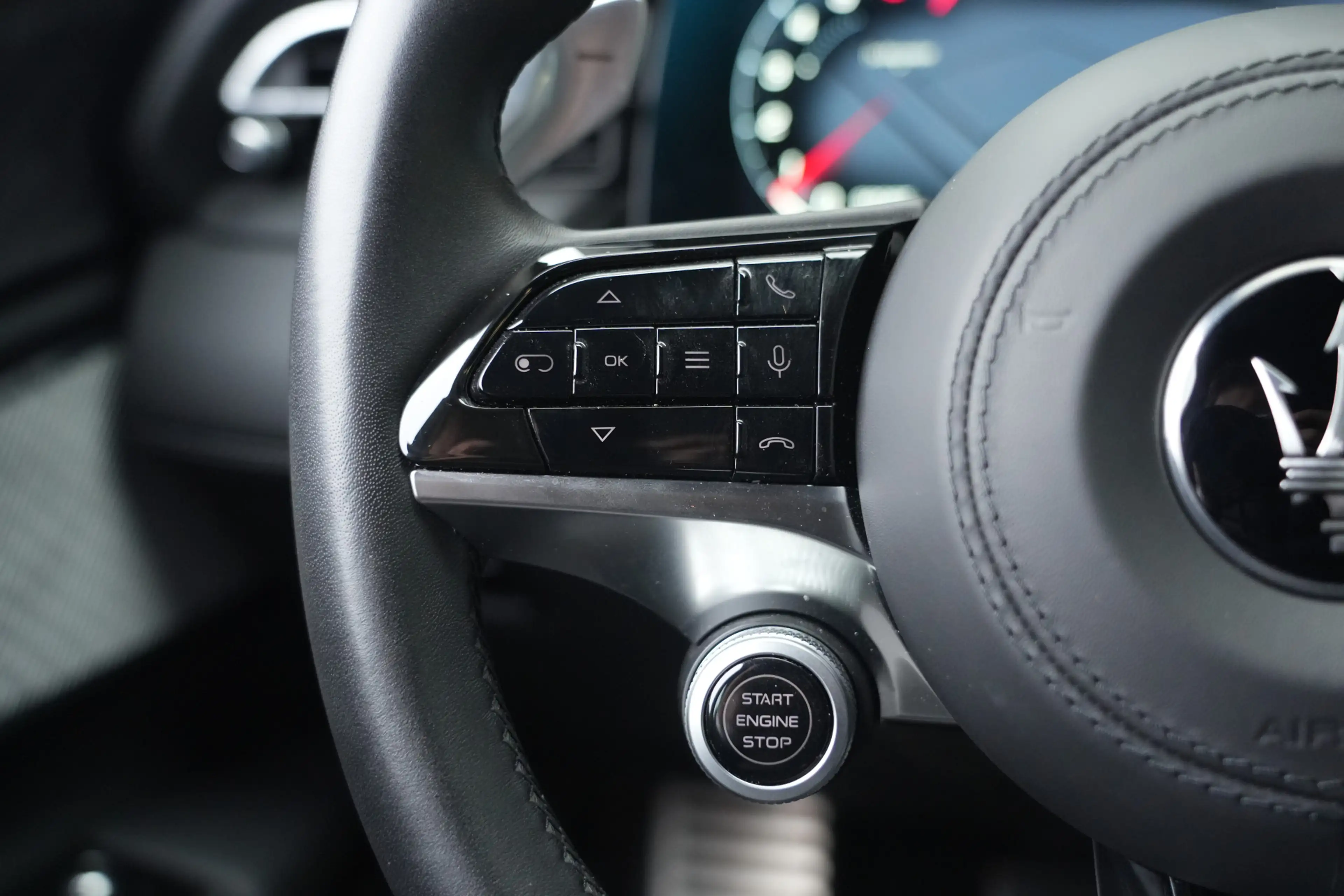 Maserati Grecale 2.0 MHEV Modena 330pk Stoelverwarming/HUD/SonusFab — photo 23