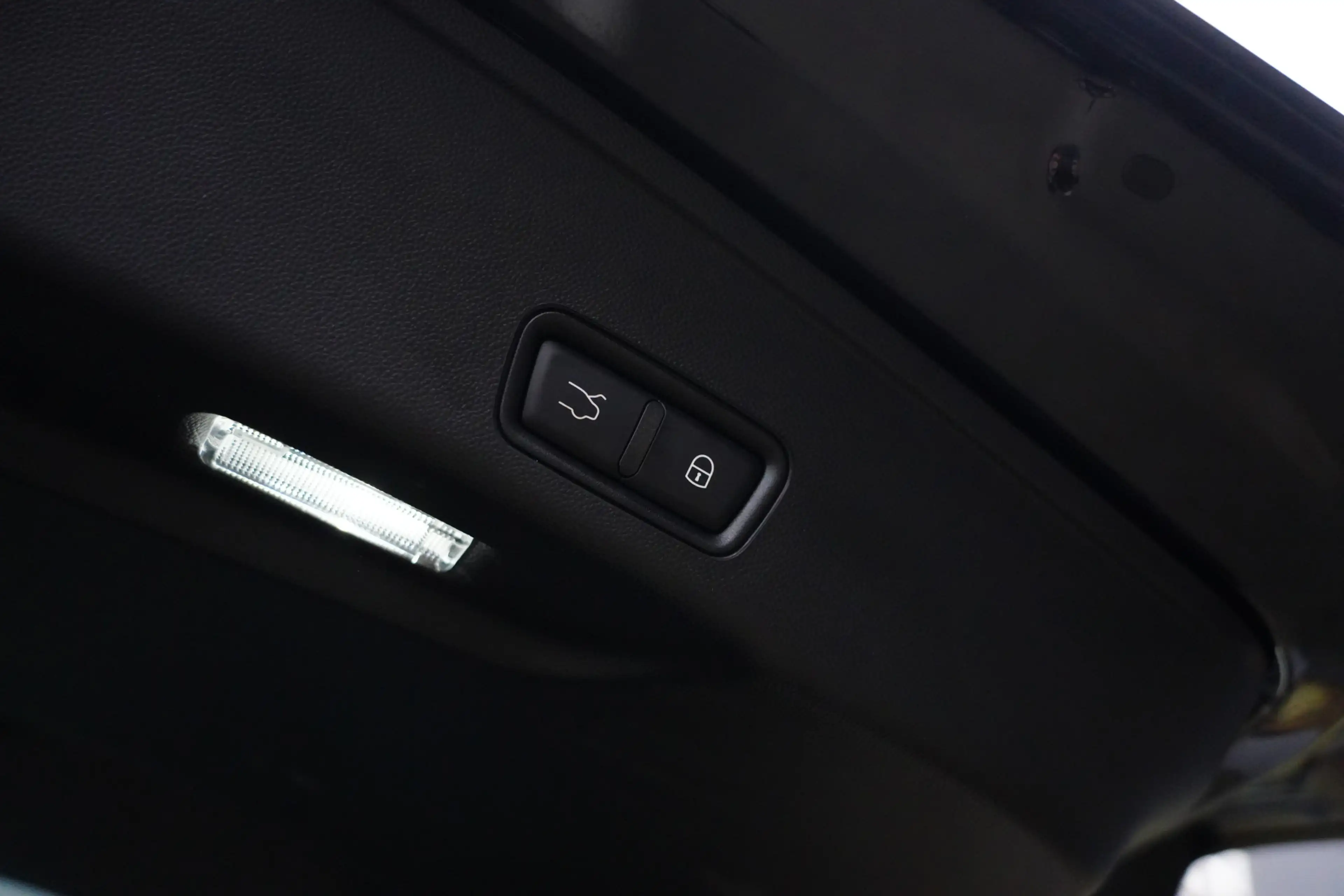 Maserati Grecale 2.0 MHEV Modena 330pk Stoelverwarming/HUD/SonusFab — photo 37