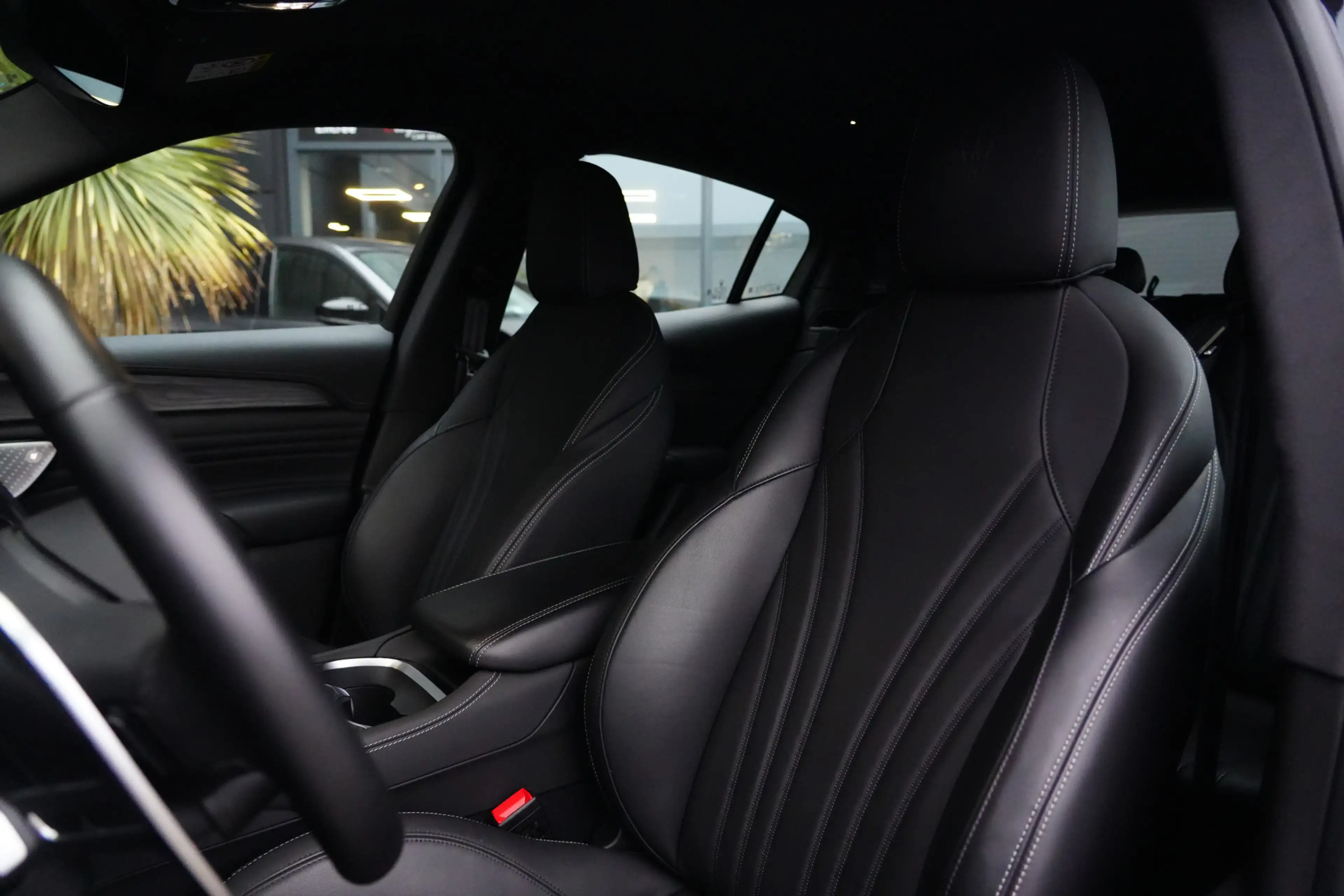 Maserati Grecale 2.0 MHEV Modena 330pk Stoelverwarming/HUD/SonusFab — photo 4
