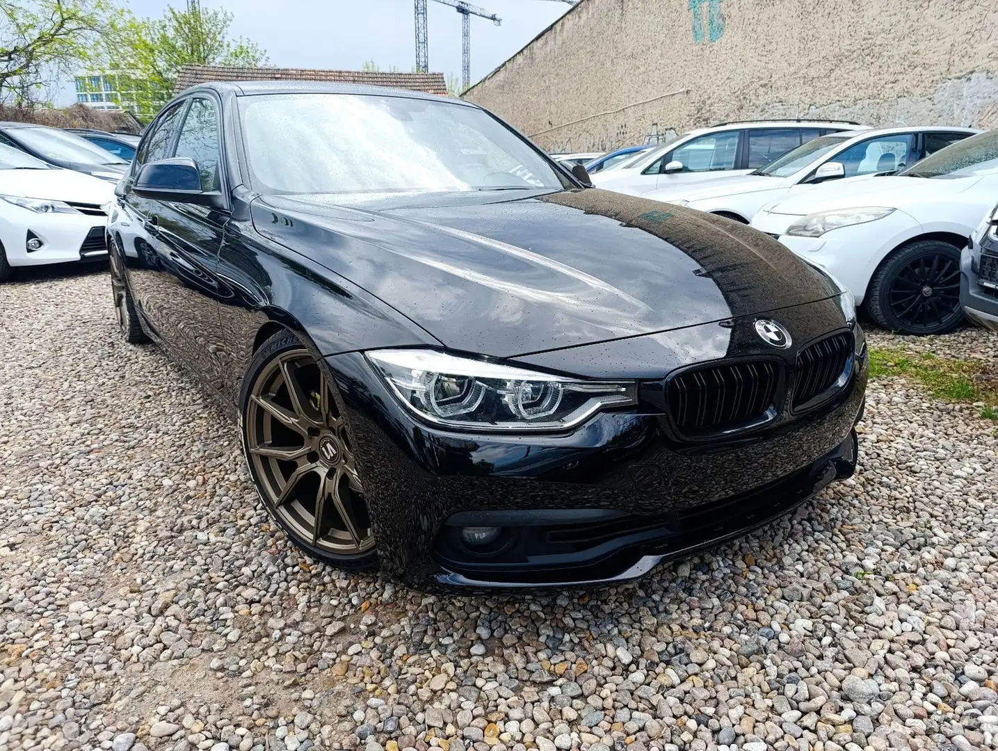 BMW 320 Baureihe 3 Lim. 320 i Luxury Line Negro - 1