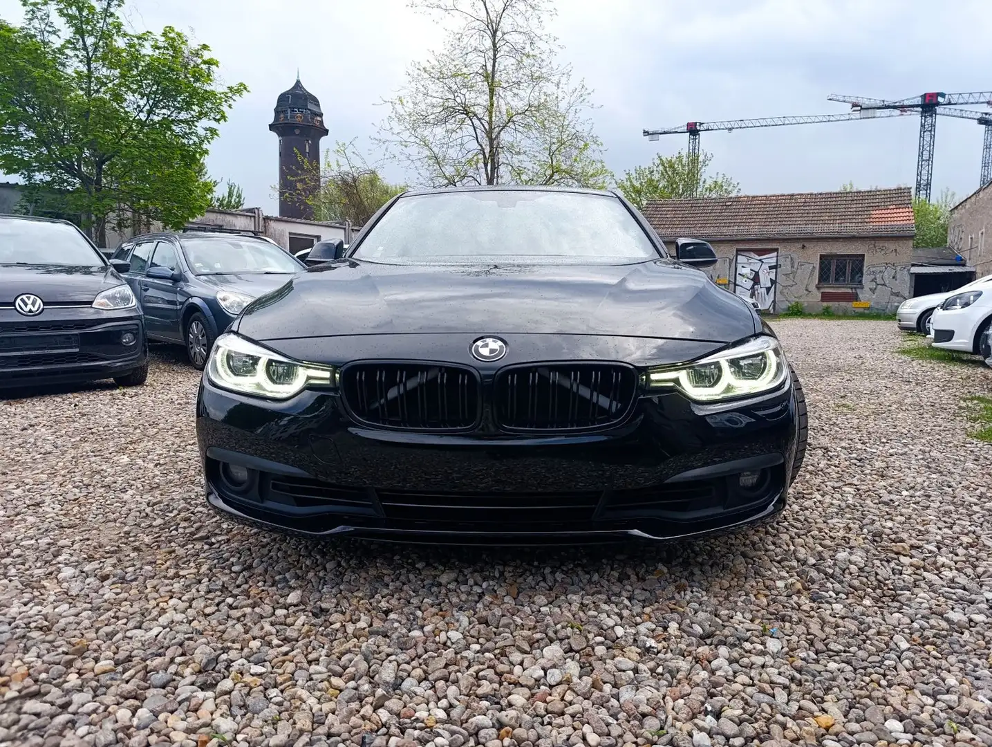 BMW 320 Baureihe 3 Lim. 320 i Luxury Line Negro - 2
