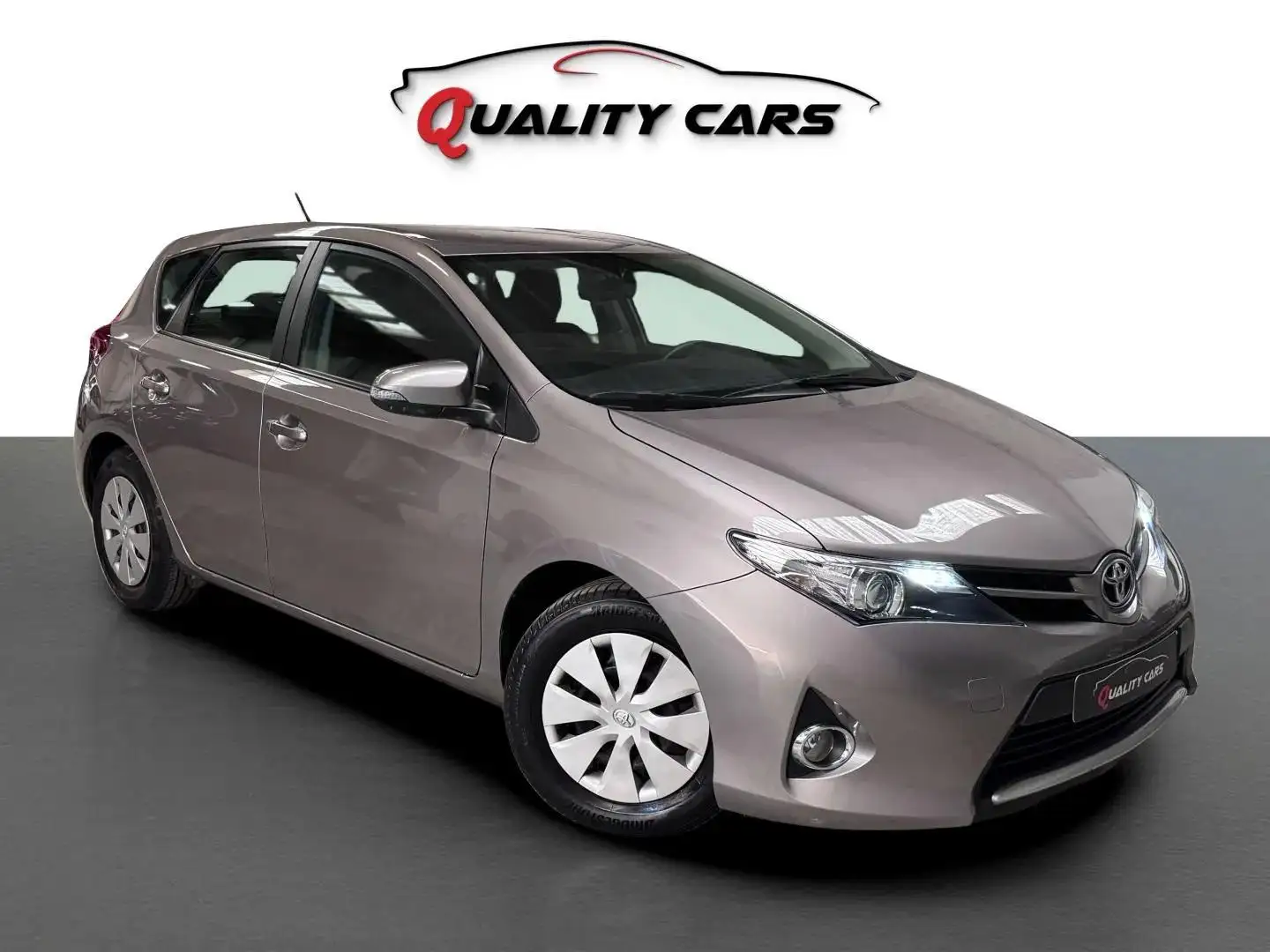 Toyota Auris 1.3i | Navi | CarPlay | 54.000 KM !! |  Garantie Beige - 2