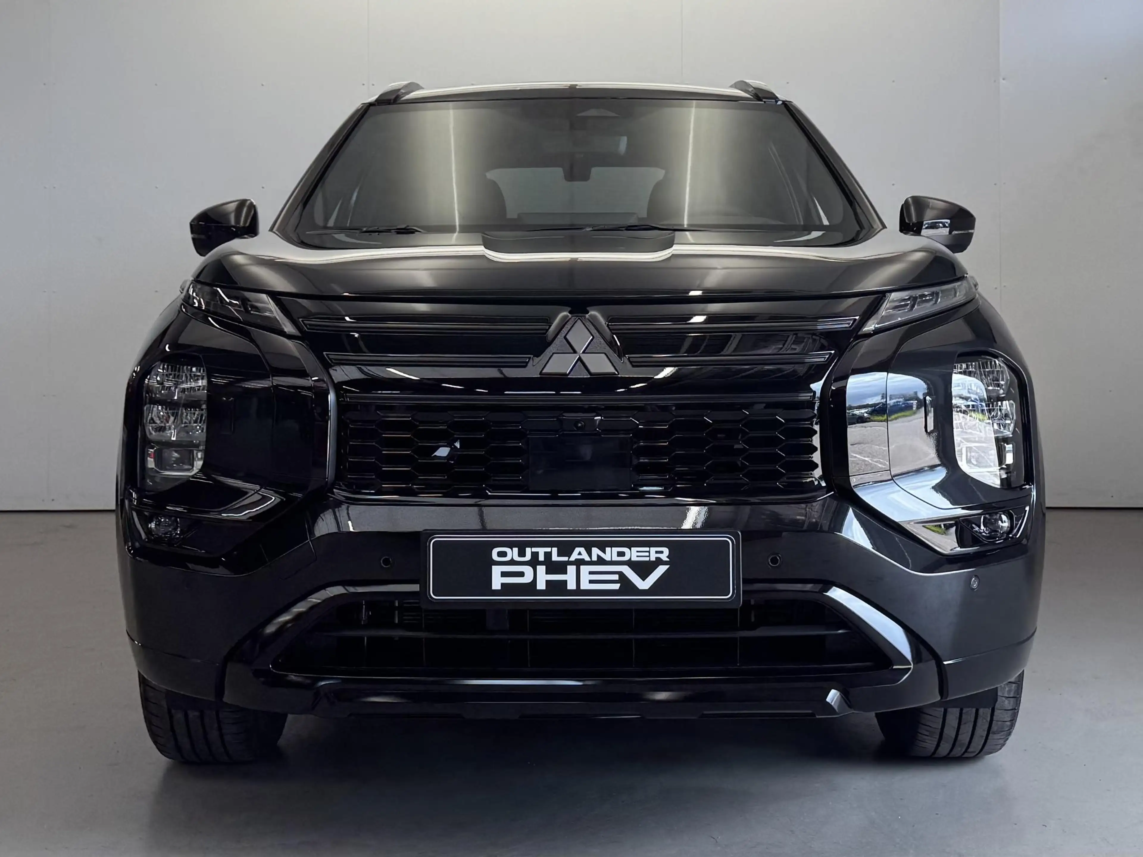 Mitsubishi Outlander 2.4 PHEV Black Edition | Actieprijs | NIEUW Uit vo — photo 2