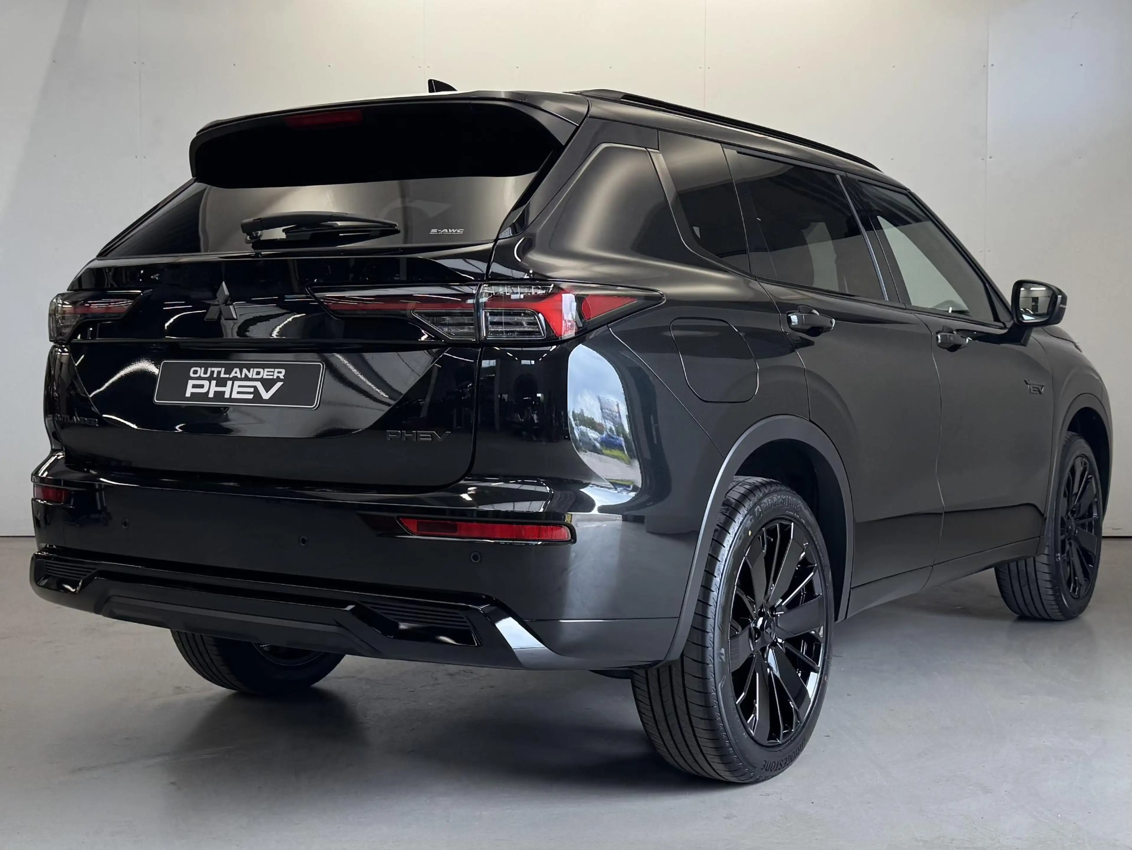 Mitsubishi Outlander 2.4 PHEV Black Edition | Actieprijs | NIEUW Uit vo — photo 8