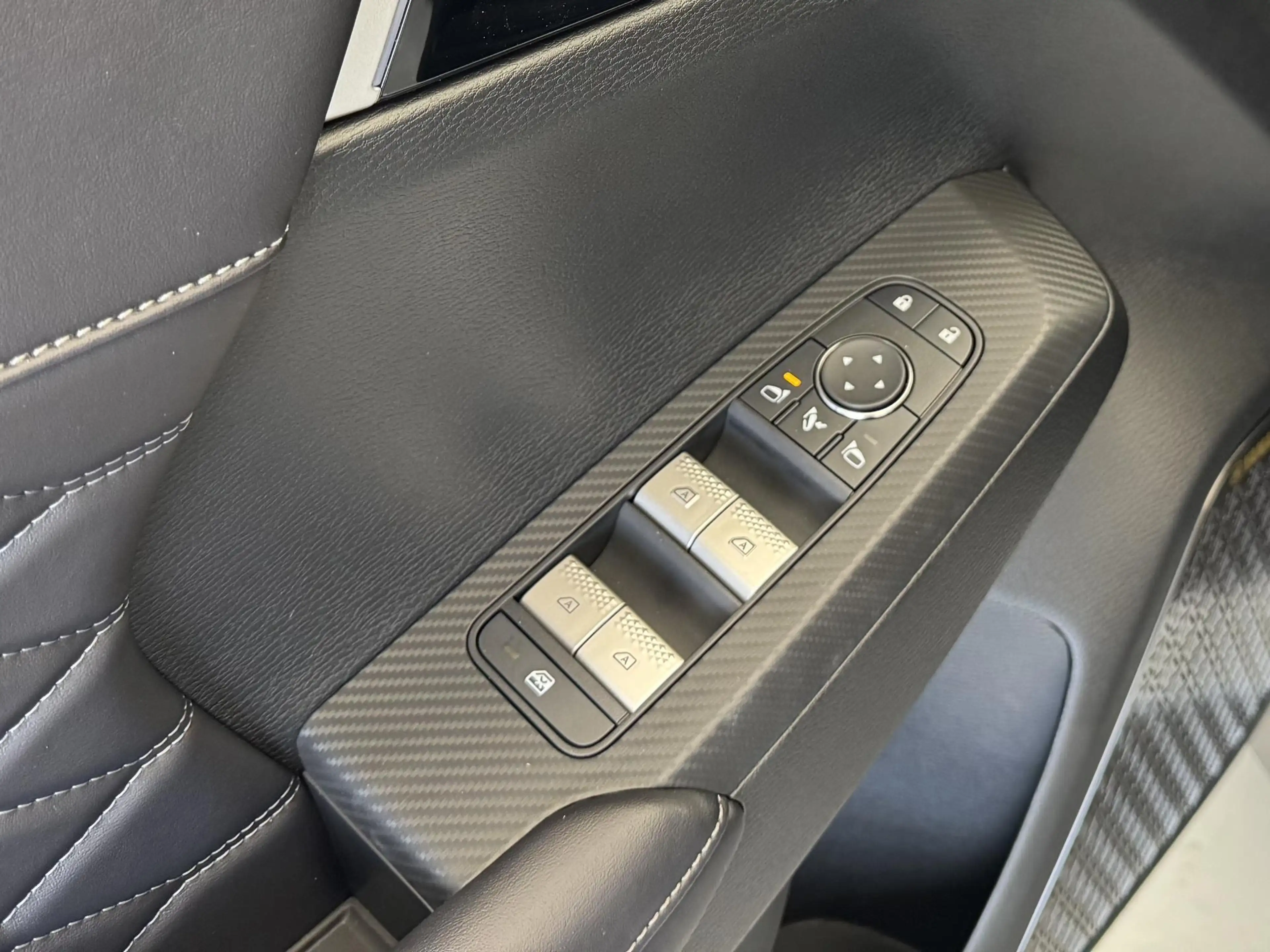 Mitsubishi Outlander 2.4 PHEV Black Edition | Actieprijs | NIEUW Uit vo — photo 15