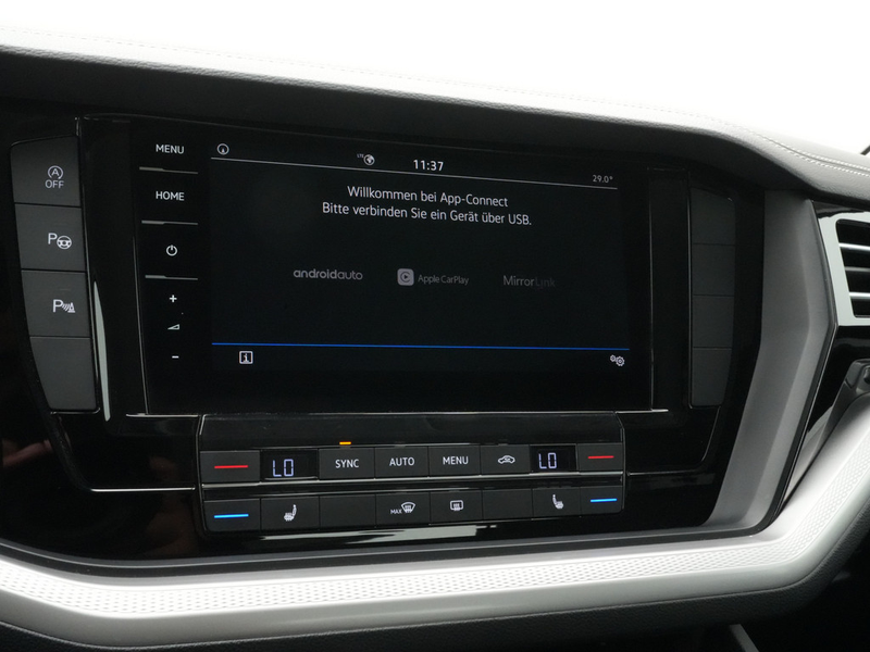 Volkswagen Touareg 3.0 V6 TDI AHK KAM NAVI LEDER SHZ PDC — photo 6