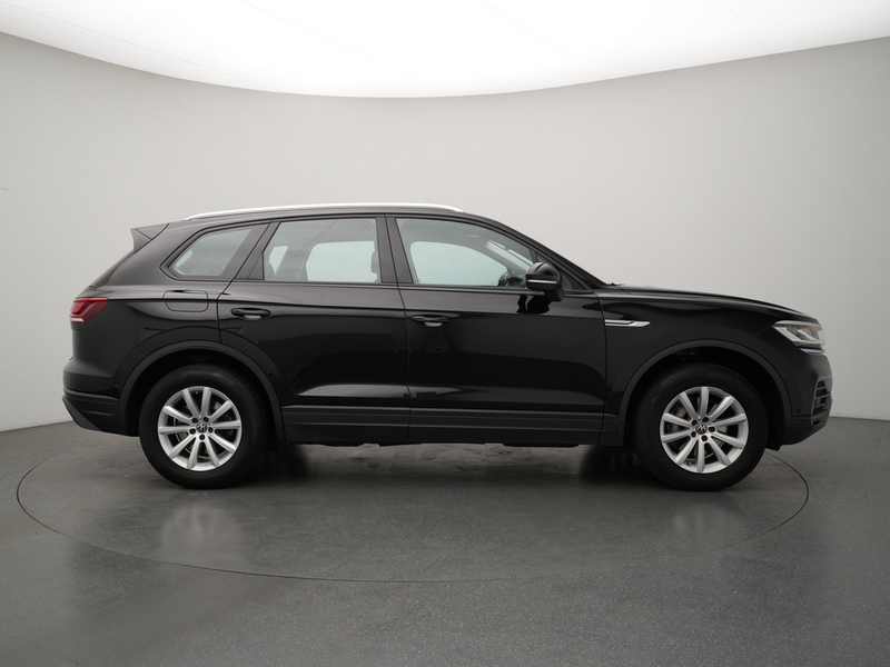 Volkswagen Touareg 3.0 V6 TDI AHK KAM NAVI LEDER SHZ PDC — photo 3