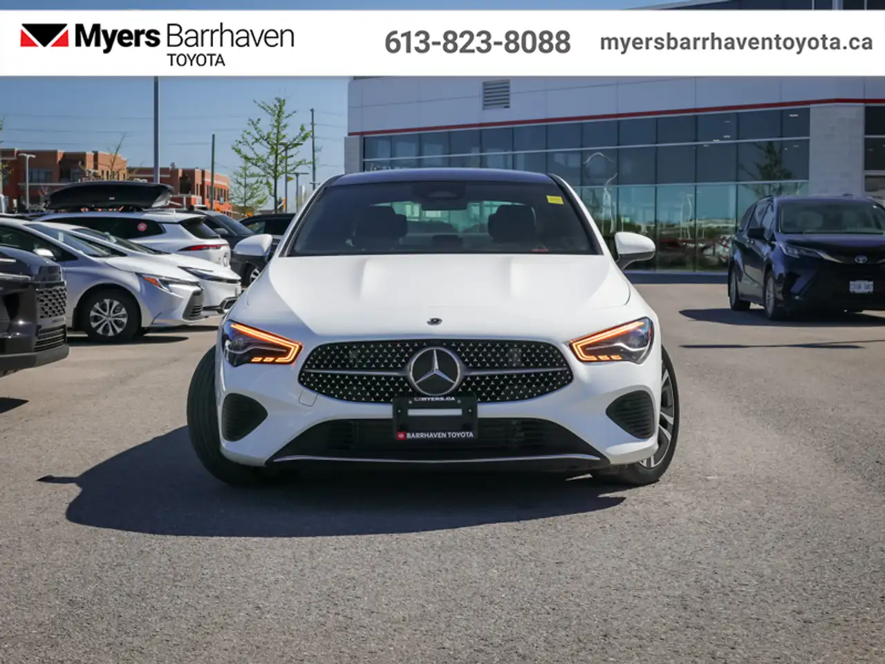 Mercedes-Benz CLA снимка Mercedes-Benz CLA
