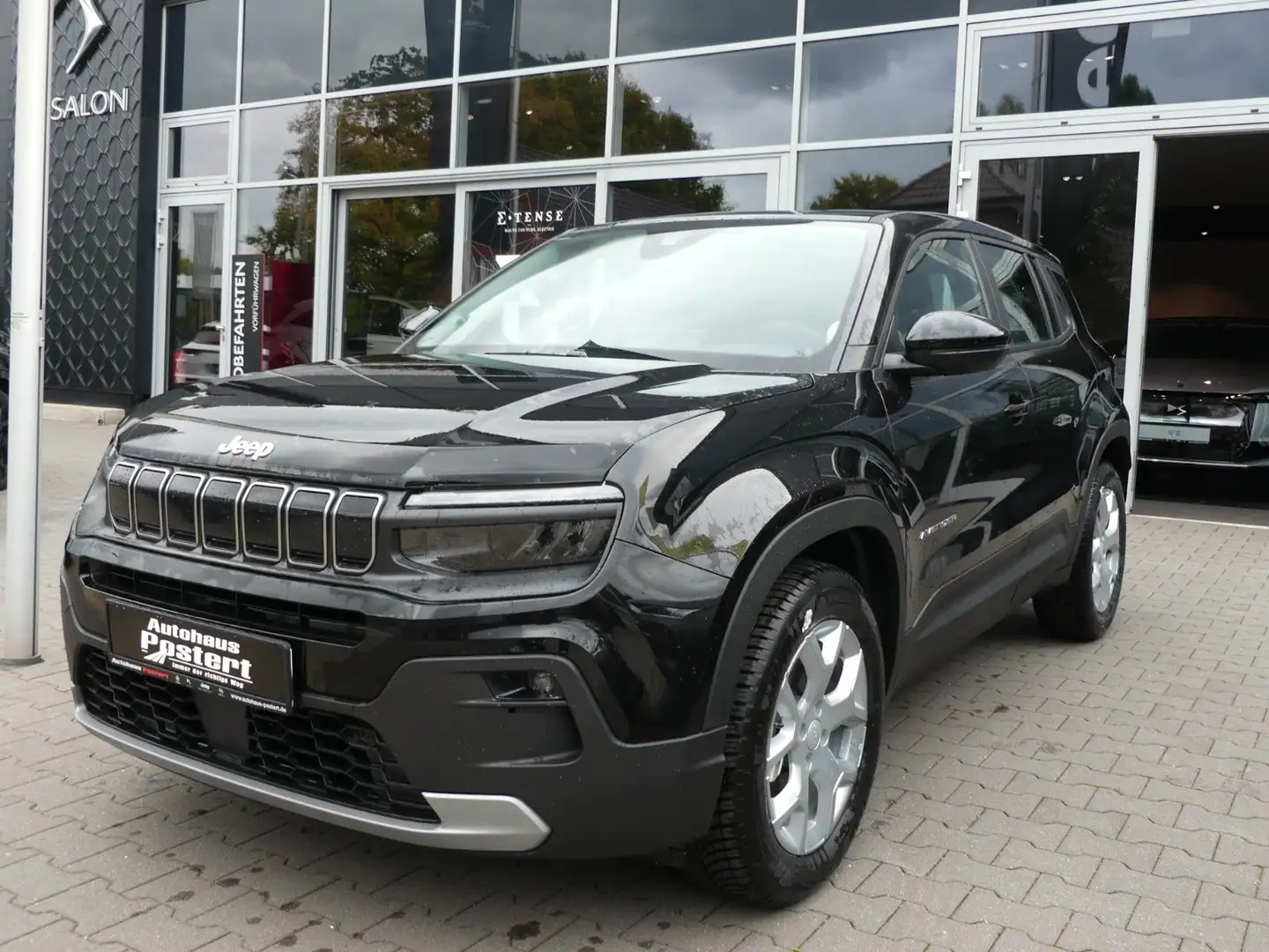 Jeep Avenger Altitude Schwarz - 1