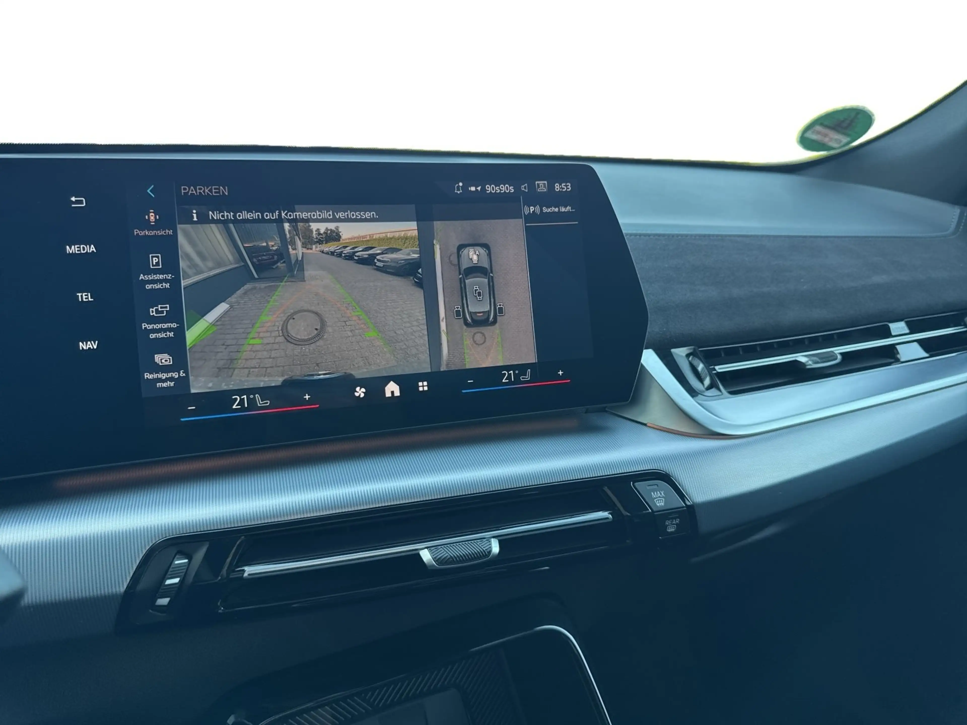 BMW iX2 xDrive30 AHK 360° STANDHZ HEAD-UP PANO RFK — photo 14