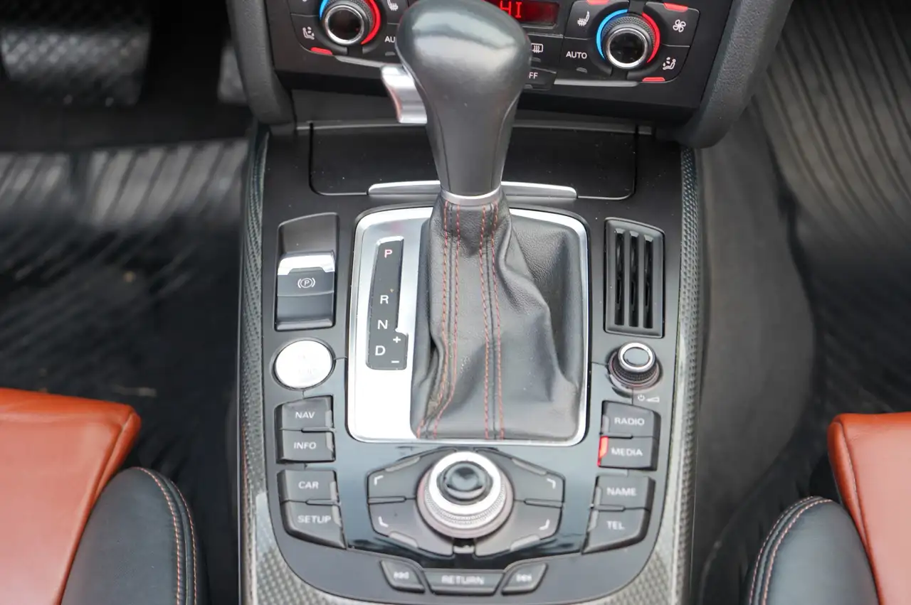 Audi S5 снимка Audi S5