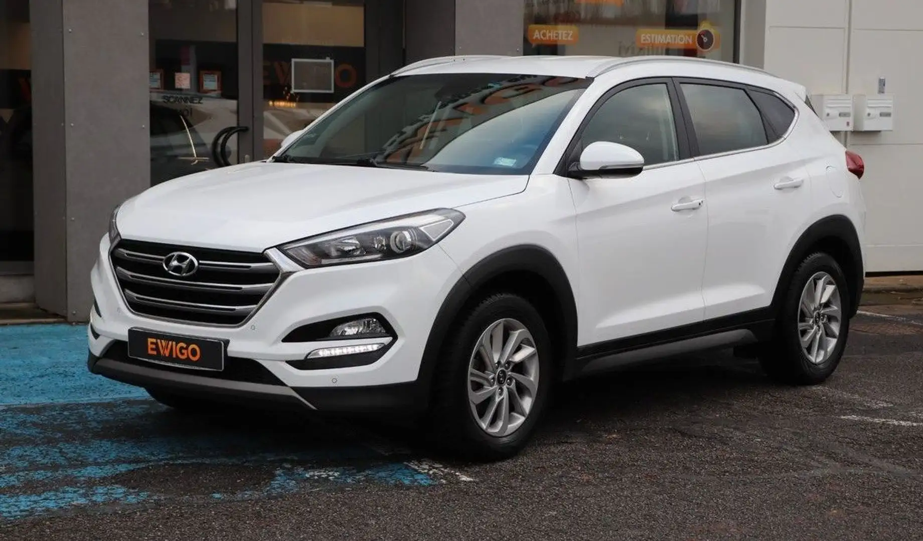 Hyundai TUCSON 1.6 130 sieges chauffants-camera de recul Weiß - 1
