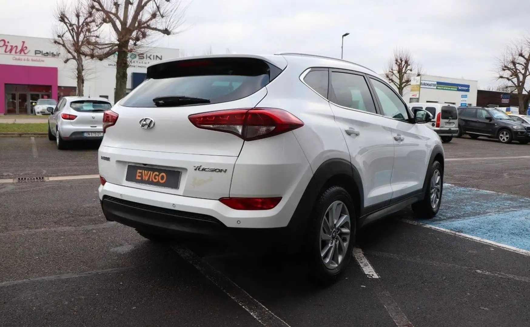 Hyundai TUCSON 1.6 130 sieges chauffants-camera de recul Weiß - 2