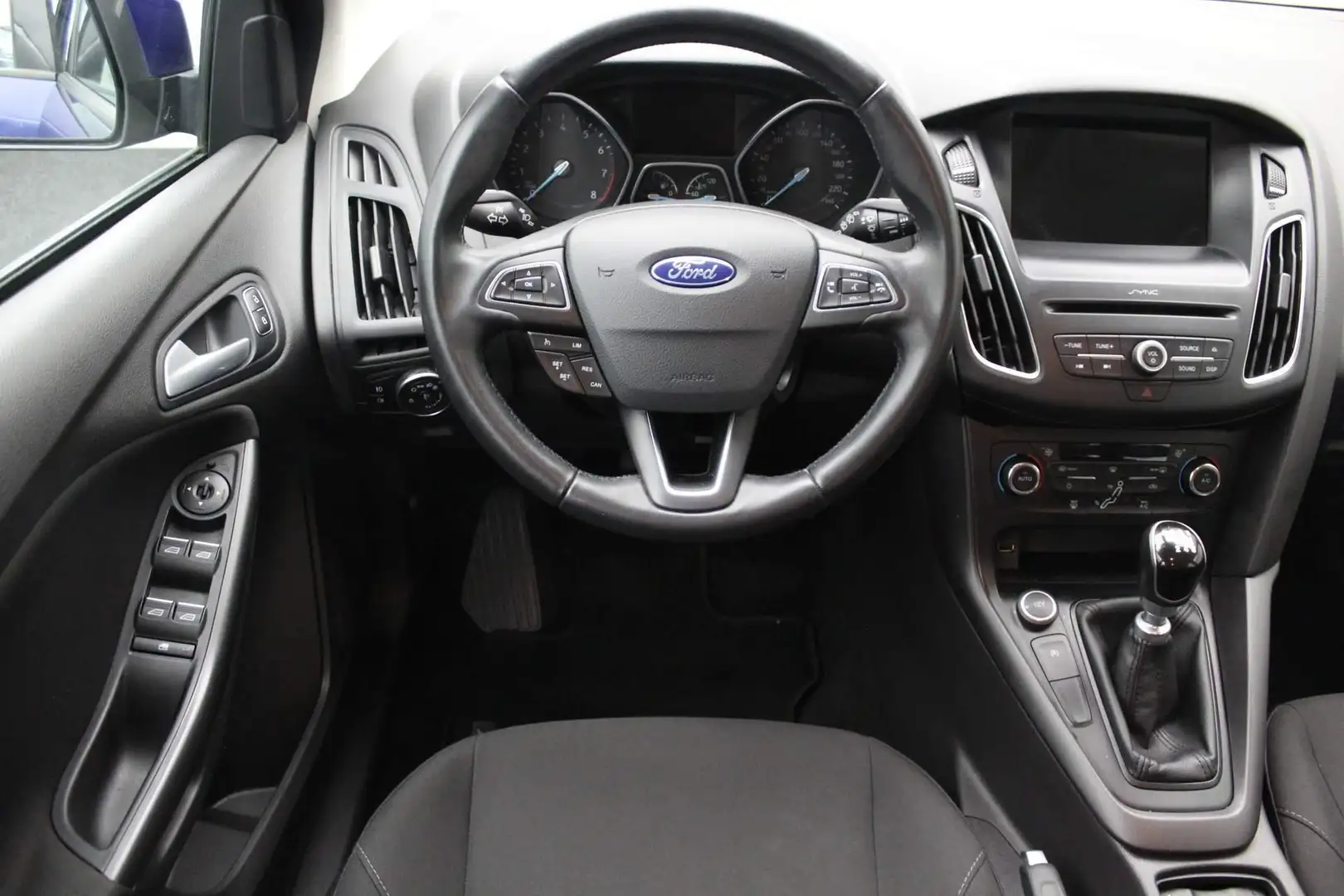 Ford Focus Wagon 1.0 Lease Edition 2017 | Airco | Navigatie | Niebieski - 2