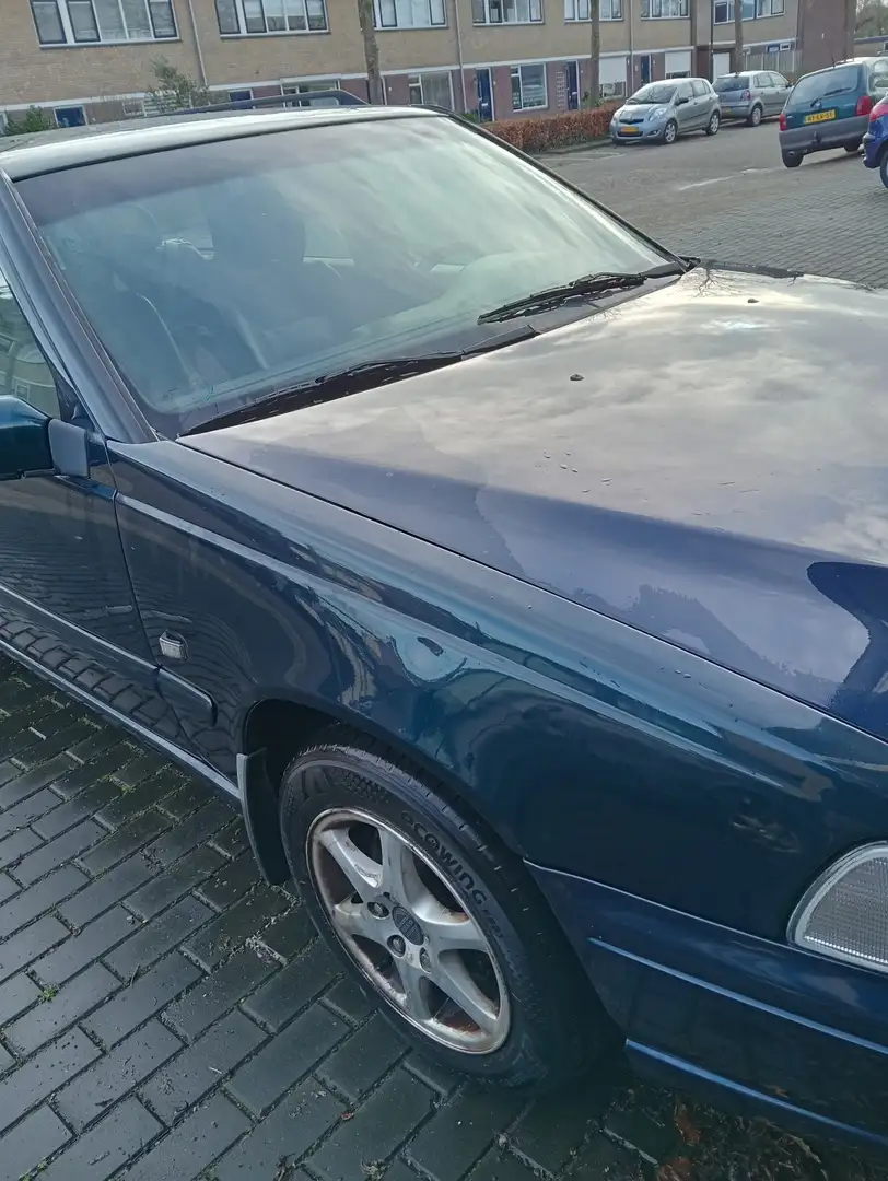 Volvo V70 2.5 Europa Groen - 1